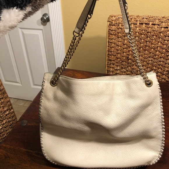 Woman’s Michael Kors Whipped Chelsea Cream handbag - Picture 6 of 16